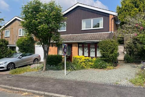 2 Beech Close, Pattingham, Wolverhampton, WV6 7BA