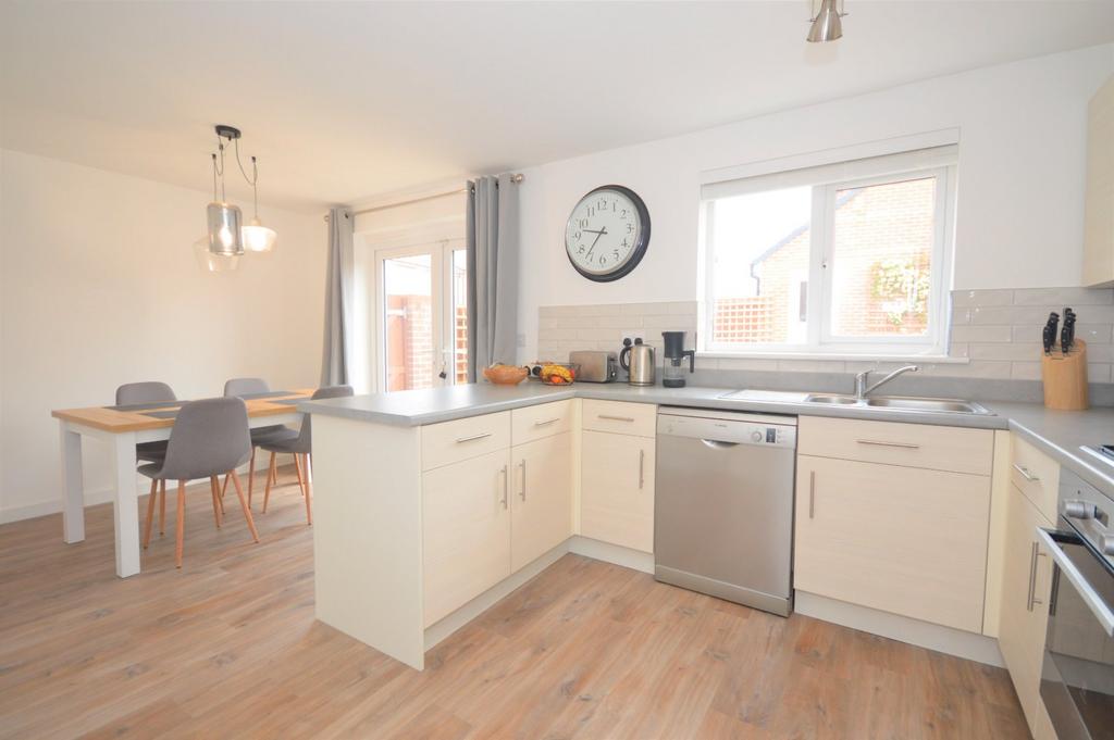 Dining Kitchen