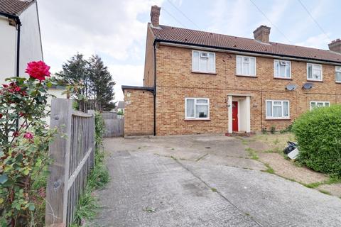 30 Burwood Gardens, Rainham, RM13 8JS