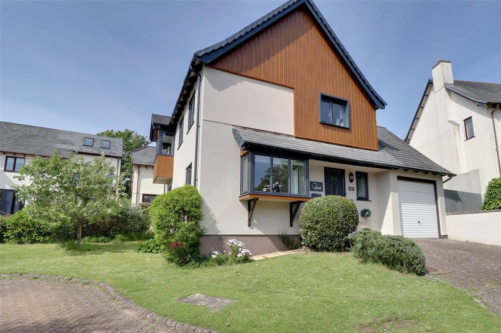 Myrtle Farm View, Croyde, Braunton, Devon, EX33 4 bed detached house