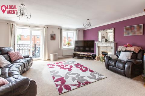 82 Sandringham Drive, Dartford, DA2 7WL