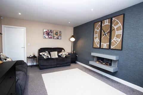 10 Balmoral Gardens, Darwen, BB3 2FH