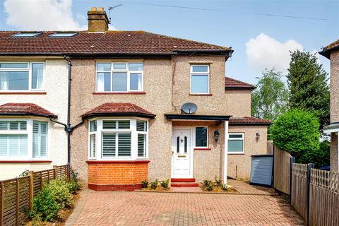 4 Hillside Road, Surbiton, KT5 8DR
