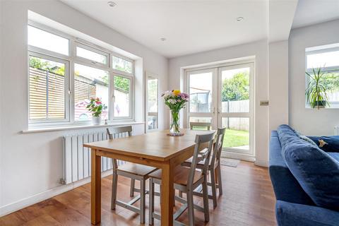 4 Hillside Road, Surbiton, KT5 8DR
