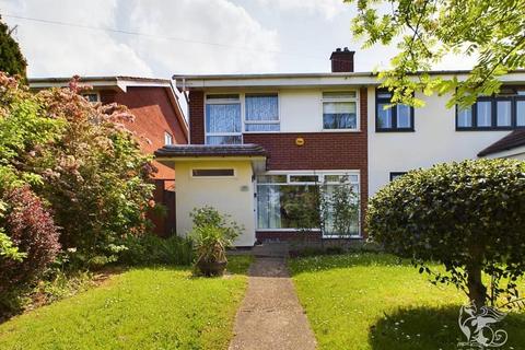 4 bedroom house for sale - Upper Rainham Road, Hornchurch