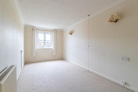 2 bedroom retirement property for sale, Hamilton Court, Lammas Walk, Leighton Buzzard