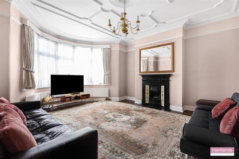 4 bedroom end of terrace house for sale - Lodge Drive, Palmers Green, N13