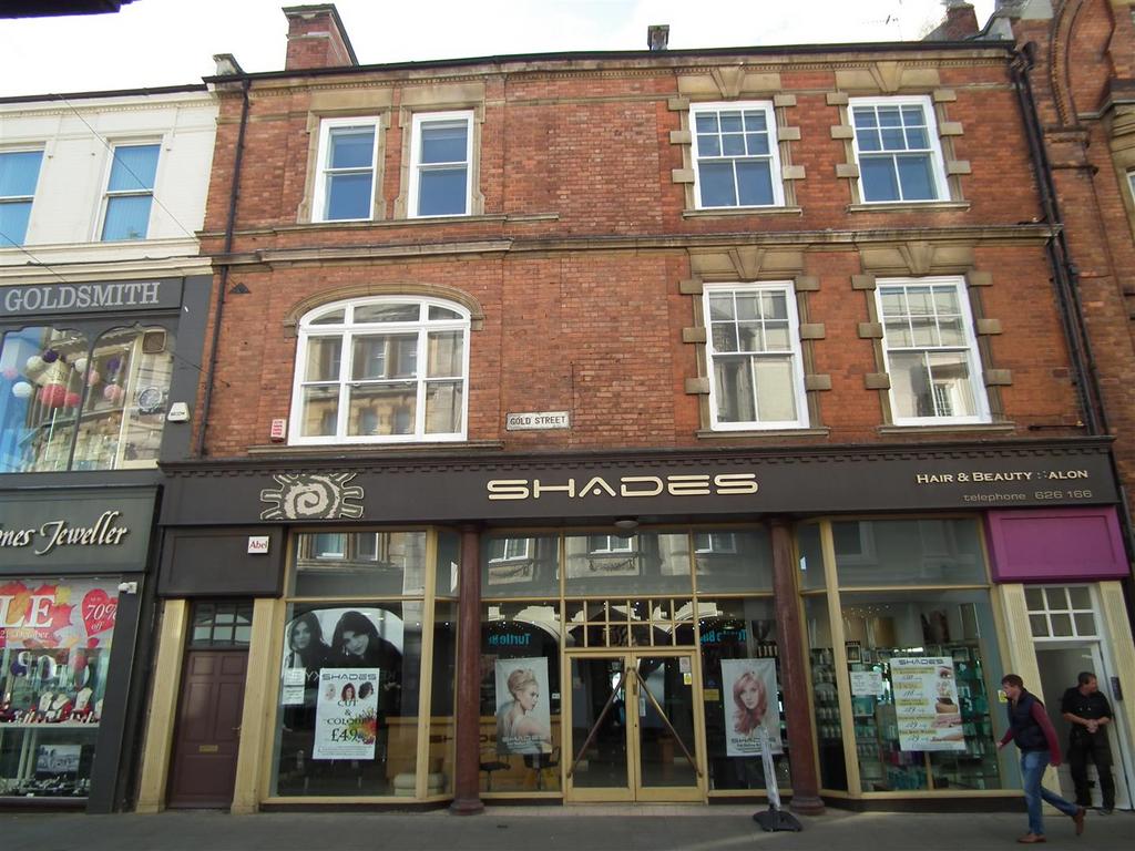 Gold Street, Northampton Town Centre 2 bed property £995 pcm (£230 pw)