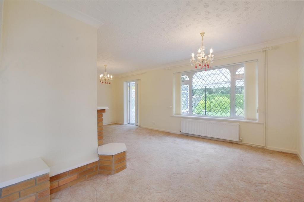Living Room1.jpeg
