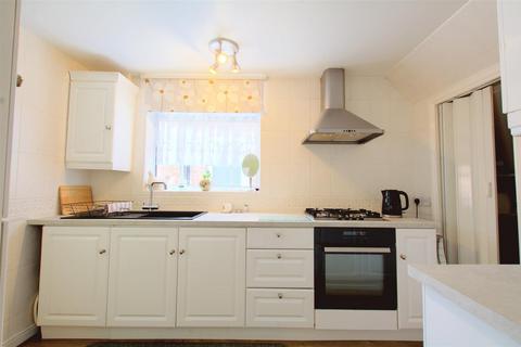 3 bedroom semi-detached house for sale - Bye Pass Road, Chilwell