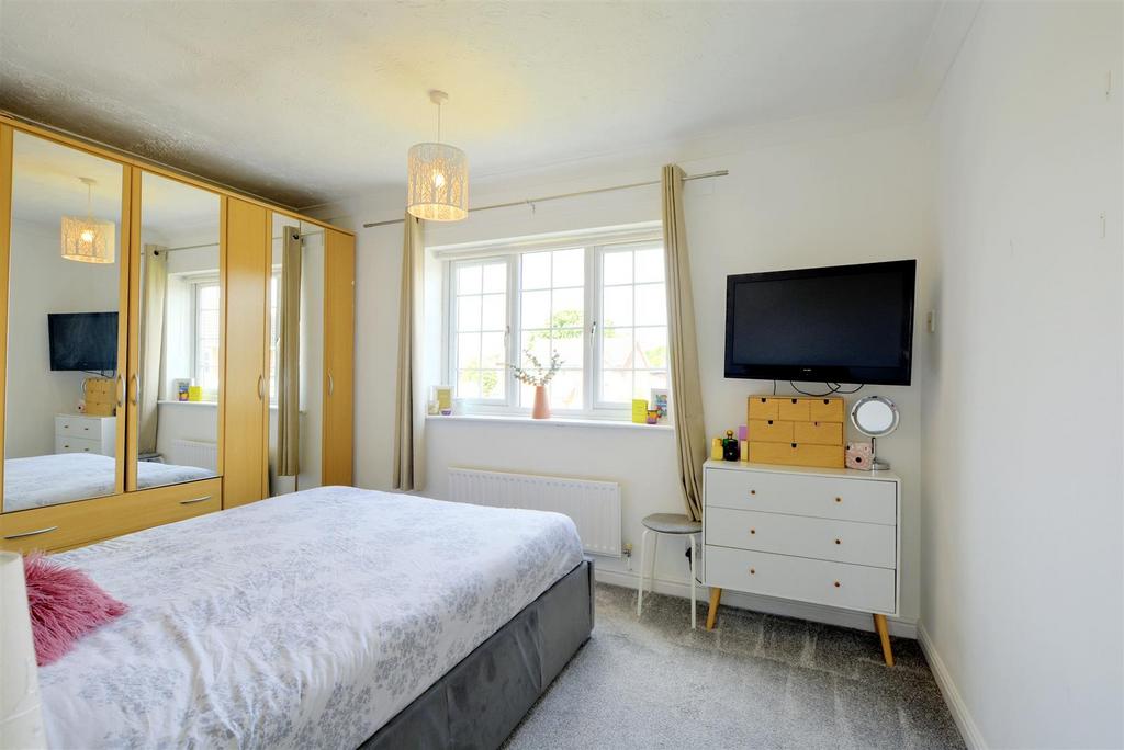 Bedroom 1.jpeg