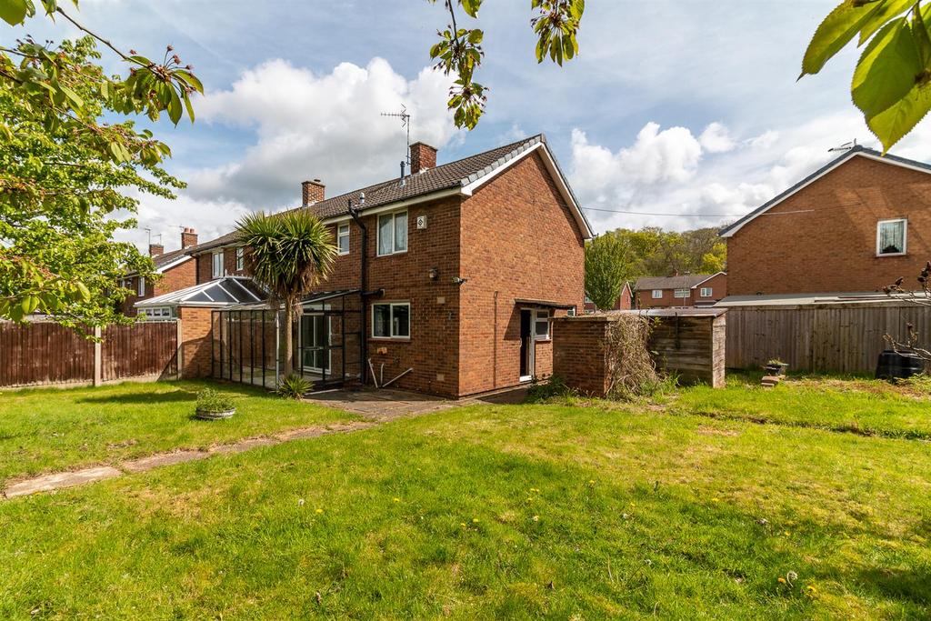 Ringleas, Cotgrave, Nottingham 3 bed semidetached house £180,000