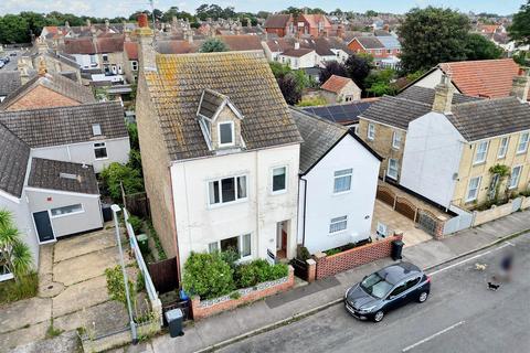 5 bedroom semi-detached house for sale, Pakefield Street, Pakefield