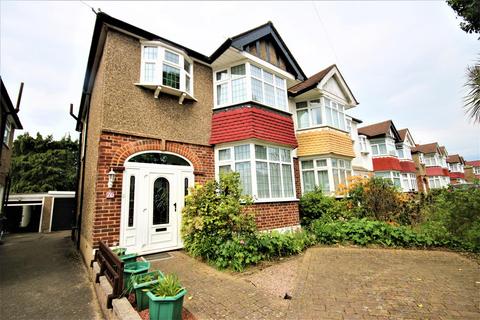 76 Gloucester Gardens, Cockfosters, Barnet, EN4 0QP