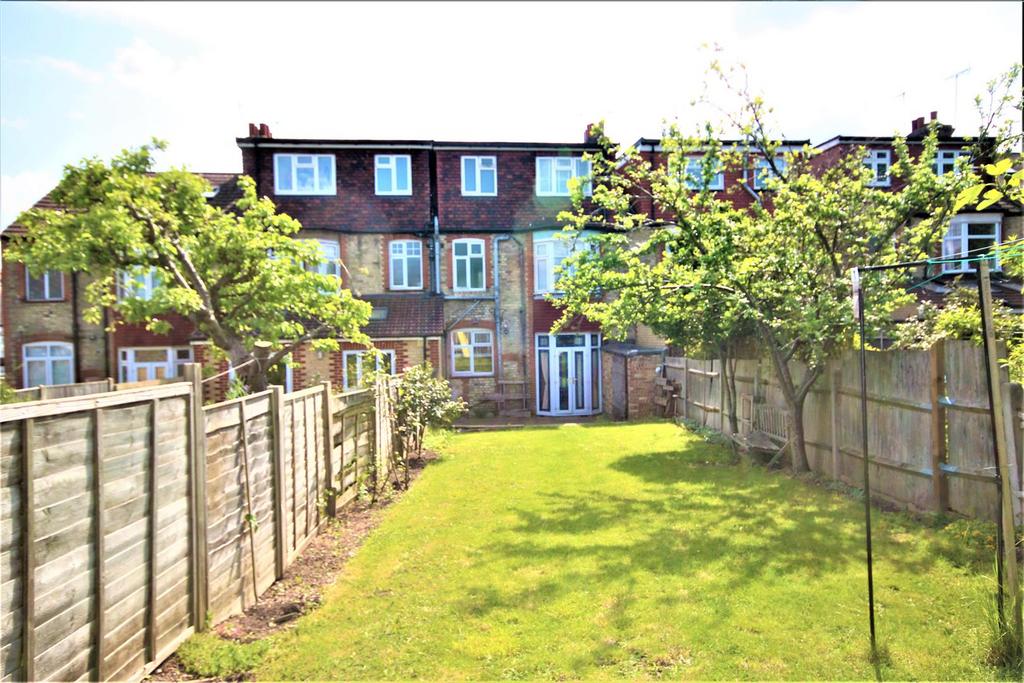 REAR ELEVATION &amp; GARDEN: