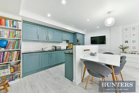 Apartment 28, 1 Goat Wharf, Brentford, TW8 0AS