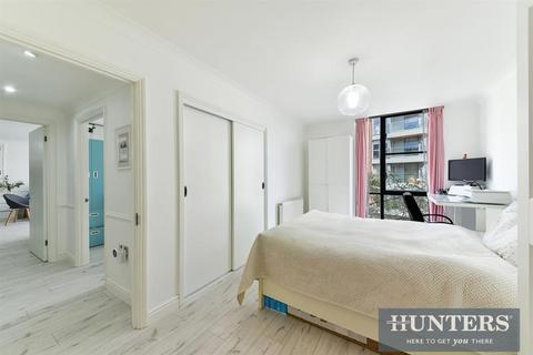Apartment 28, 1 Goat Wharf, Brentford, TW8 0AS