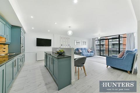 Apartment 28, 1 Goat Wharf, Brentford, TW8 0AS