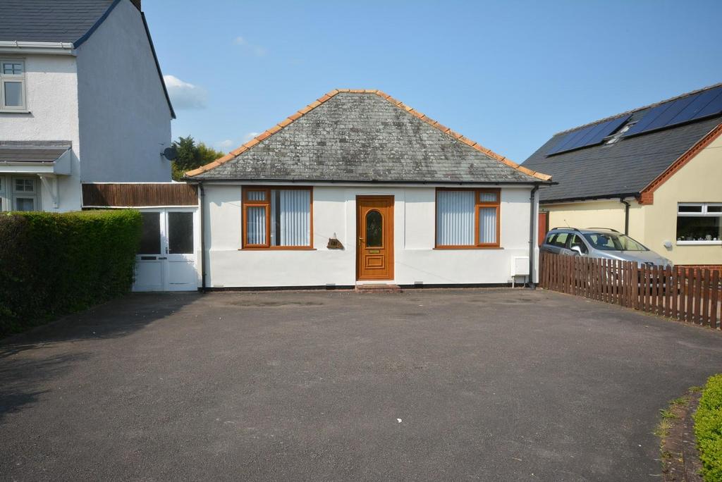 Mansfield Road, Temple Normanton, Chesterfield, S42 5DG 3 bed detached