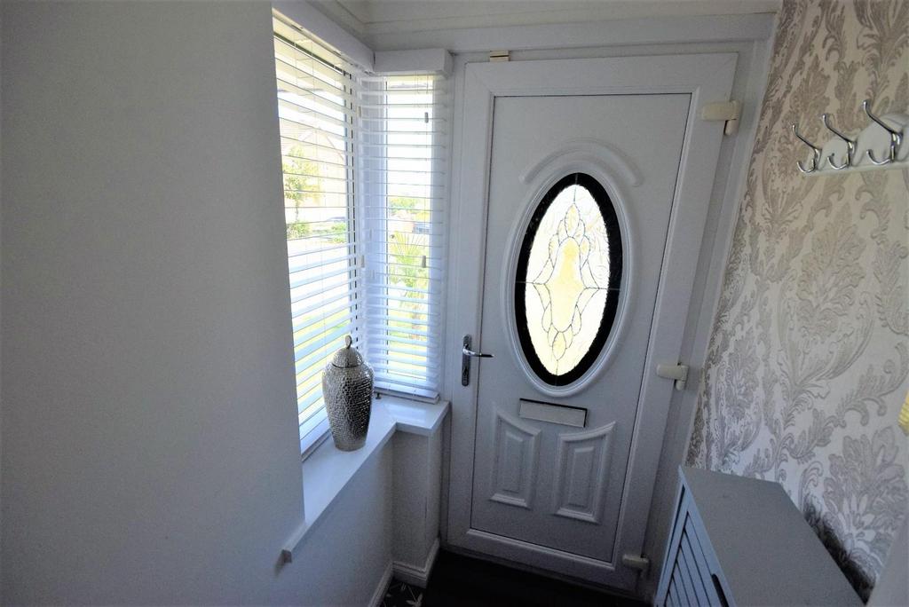 Lakemore, Peterlee, County Durham... 3 bed semidetached house £140,000