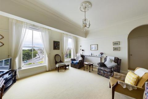 2 bedroom apartment for sale, Prince of Wales Apartments, Prince of Wales Terrace, Scarborough, North Yorkshire