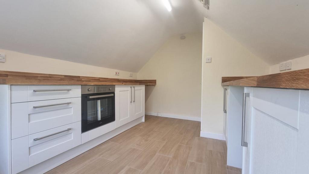 Old Birmingham Road, Bromsgrove 1 bed apartment to rent £675 pcm (£