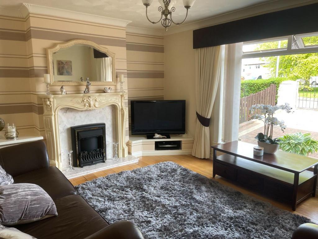 63 Ryeside Road, Glasgow G21 3LQ 3 bed semidetached house £125,000