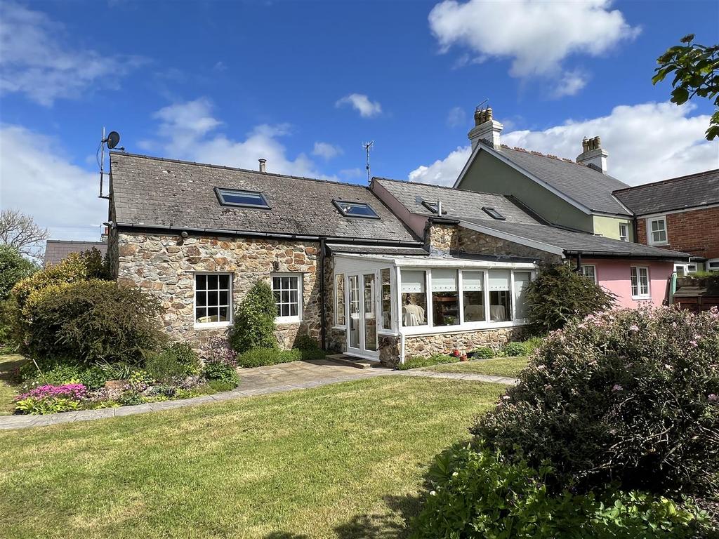 The Old Shed, CwmYrEglwys, Dinas Cross, Newport 4 bed semidetached