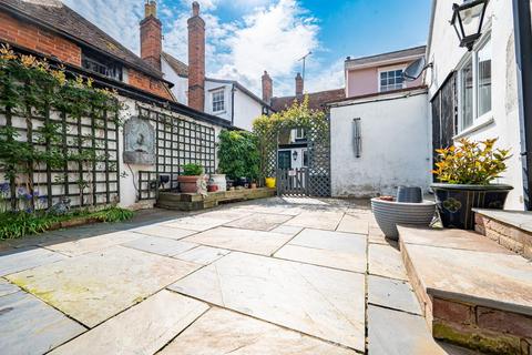 4 bedroom terraced house for sale, Church Street, Dunmow