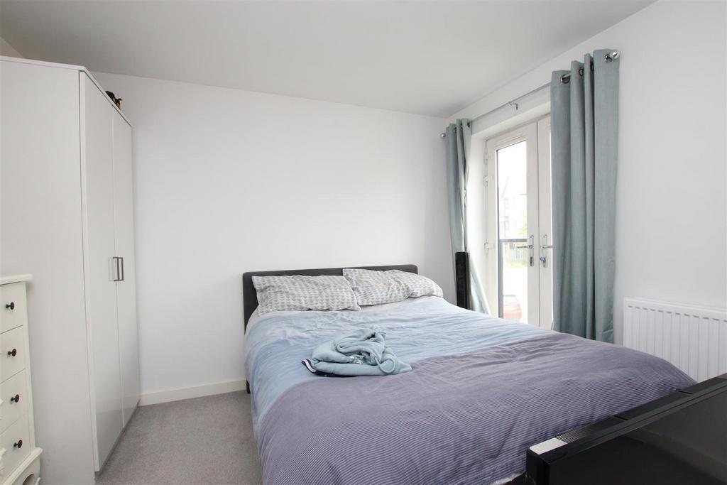 Bedroom 2.JPG