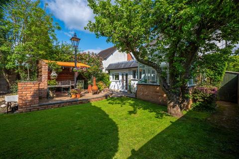 4 bedroom detached house for sale, Haslucks Green Road, Shirley, Solihull