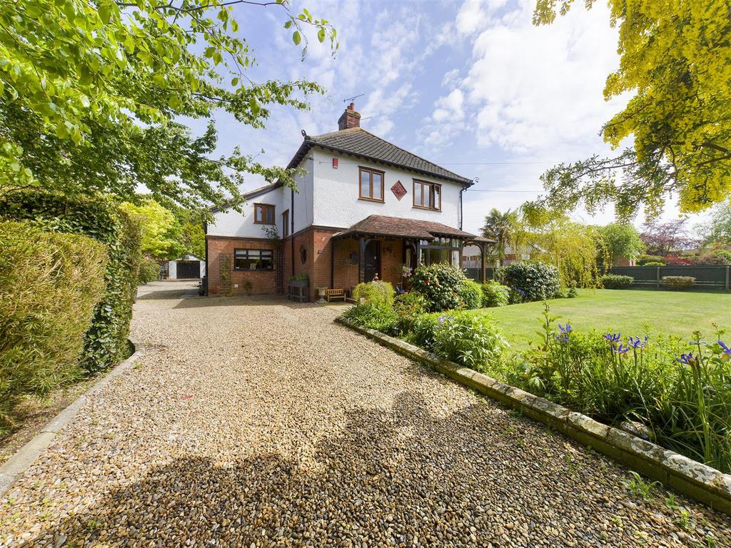 Top Common, East Runton, Cromer 4 bed detached house for sale £675,000