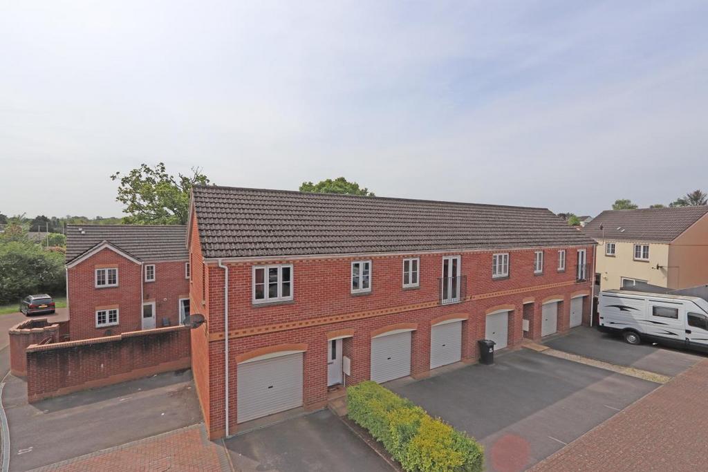 Hawkins Place, Cullompton 2 bed semidetached house for sale £225,000