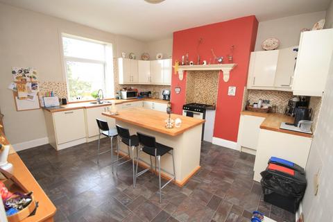 14 Pendragon Lane, Bradford, BD2 4JL