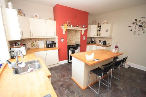 14 Pendragon Lane, Bradford, BD2 4JL