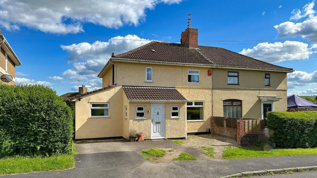 Broadfield Road, Bristol, BS4 2UW 3 bed semidetached house for sale