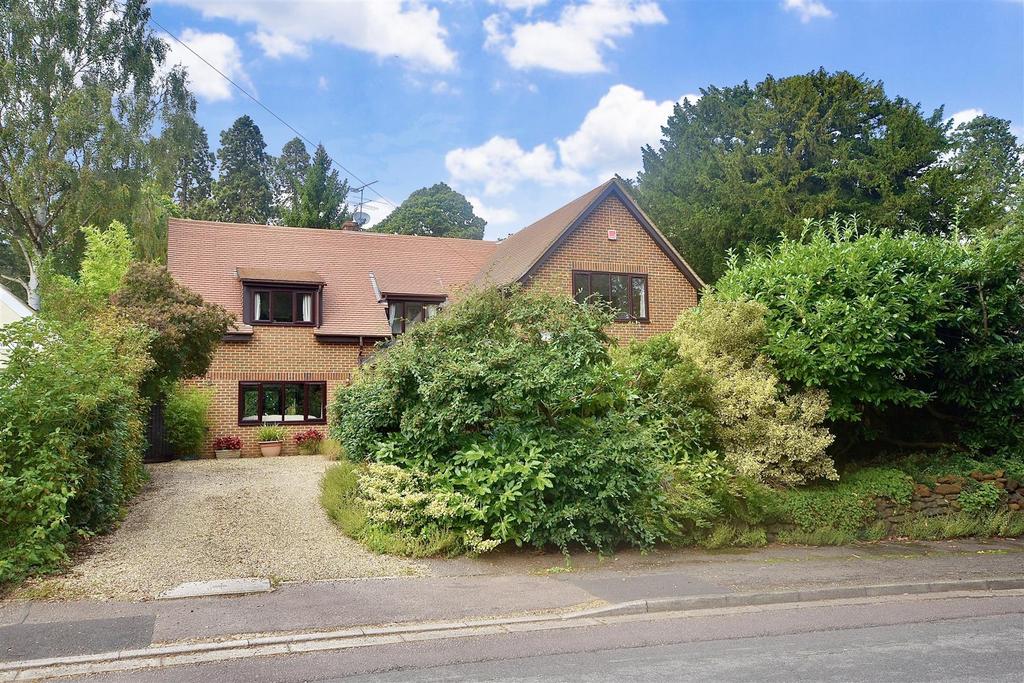 Silverdale, Taylors Ride, Leighton... 4 bed detached house £875,000