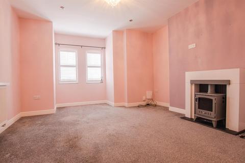 3 bedroom terraced house to rent - Burton Stone Lane, York, YO30 6DF