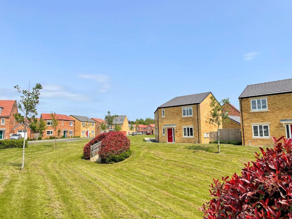 The Glade, Newton Aycliffe 3 bed semidetached house for sale £160,000