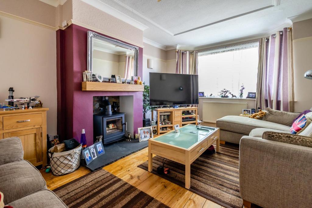 Broadway, Fulford, York 3 bed semidetached house for sale £375,000