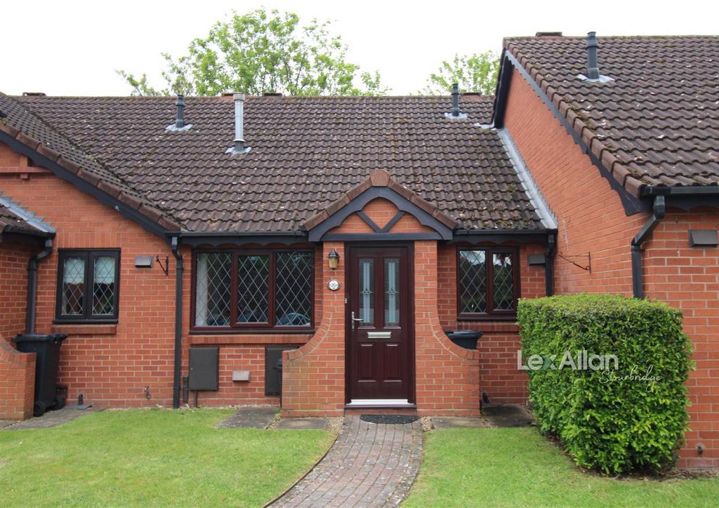 Enville Place, Short Street, Stourbridge 2 bed terraced bungalow for