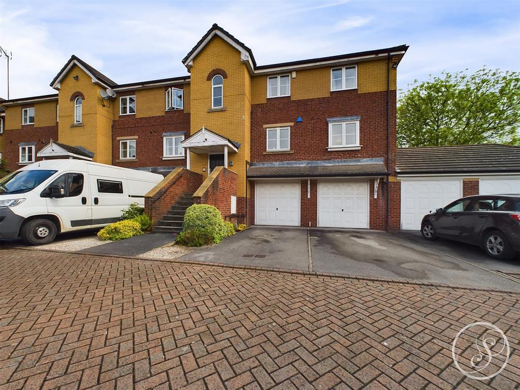Cherry Court, Headingley, Leeds 3 bed flat for sale £199,950
