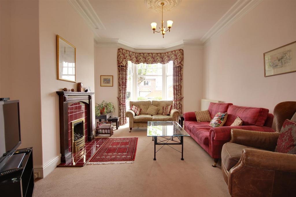 South Lane, Hessle 5 bed townhouse for sale £325,000