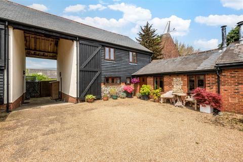 3 bedroom barn conversion for sale, The Courtyard, Hodsoll Street