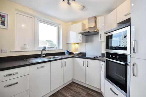 1 bedroom apartment for sale, Horizons, Churchfield Road, Poole. BH15 2FR
