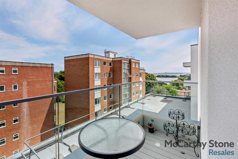 1 bedroom apartment for sale, Horizons, Churchfield Road, Poole. BH15 2FR