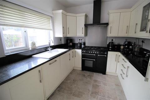 7 Portway, Epsom, KT17 1SU