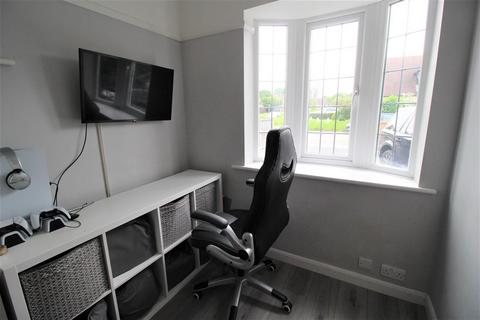 7 Portway, Epsom, KT17 1SU
