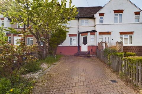 3 Hawthorn Crescent, South Croydon, CR2 8PD