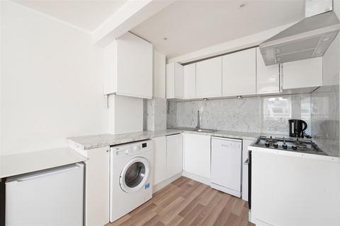 2 bedroom apartment to rent, Westgate Terrace, Chelsea, SW10